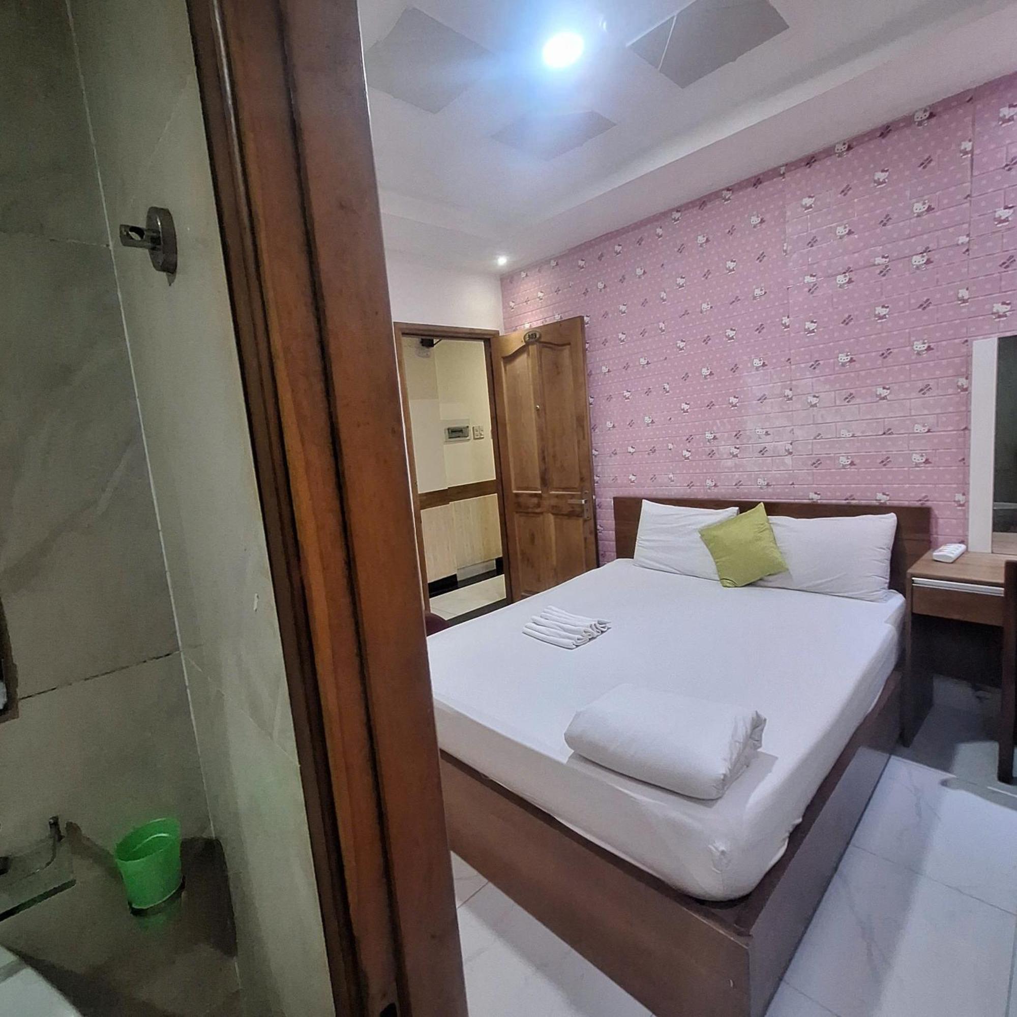 Damry Hotel Ho Chi Minh City Exterior photo