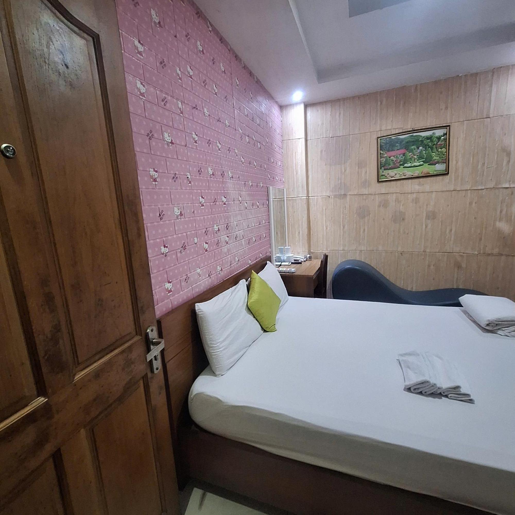 Damry Hotel Ho Chi Minh City Exterior photo