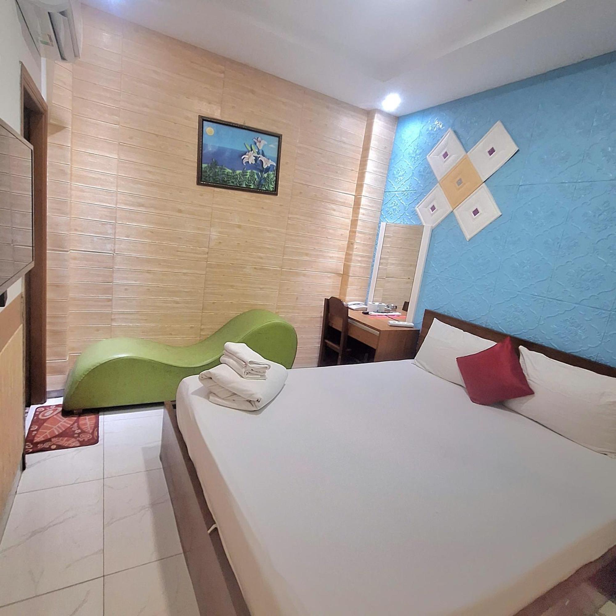 Damry Hotel Ho Chi Minh City Exterior photo
